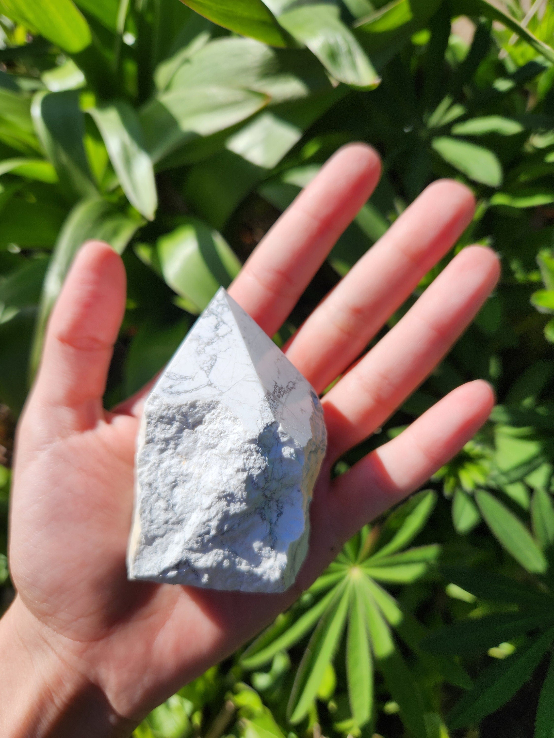 Howlite Top Polished Point