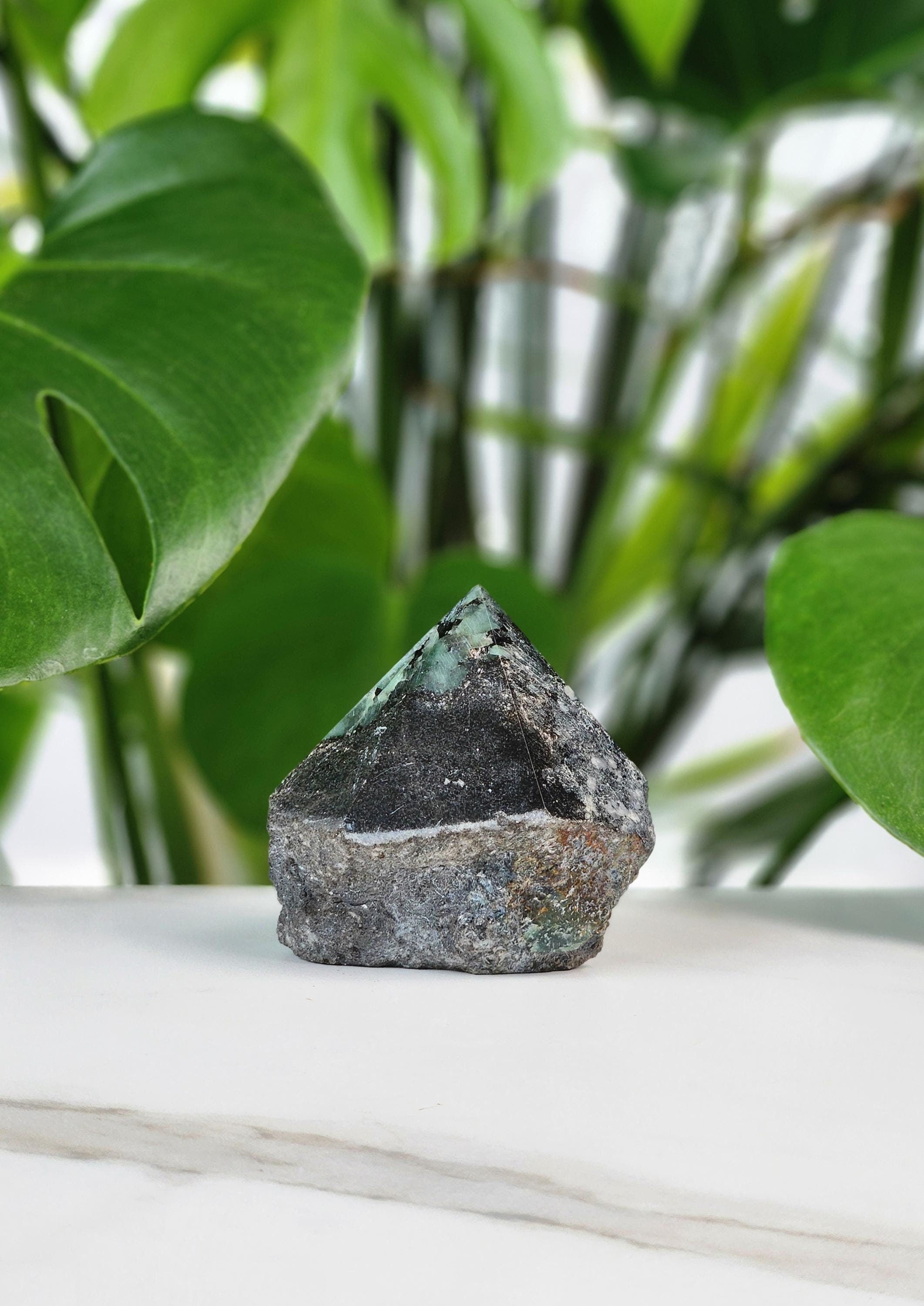 Emerald Top Polished Point